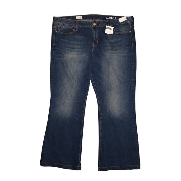 GAP NEW $70 Medium Wash Long & Lean Bootcut Stretch Denim Jean Size 35 - Picture 1 of 3